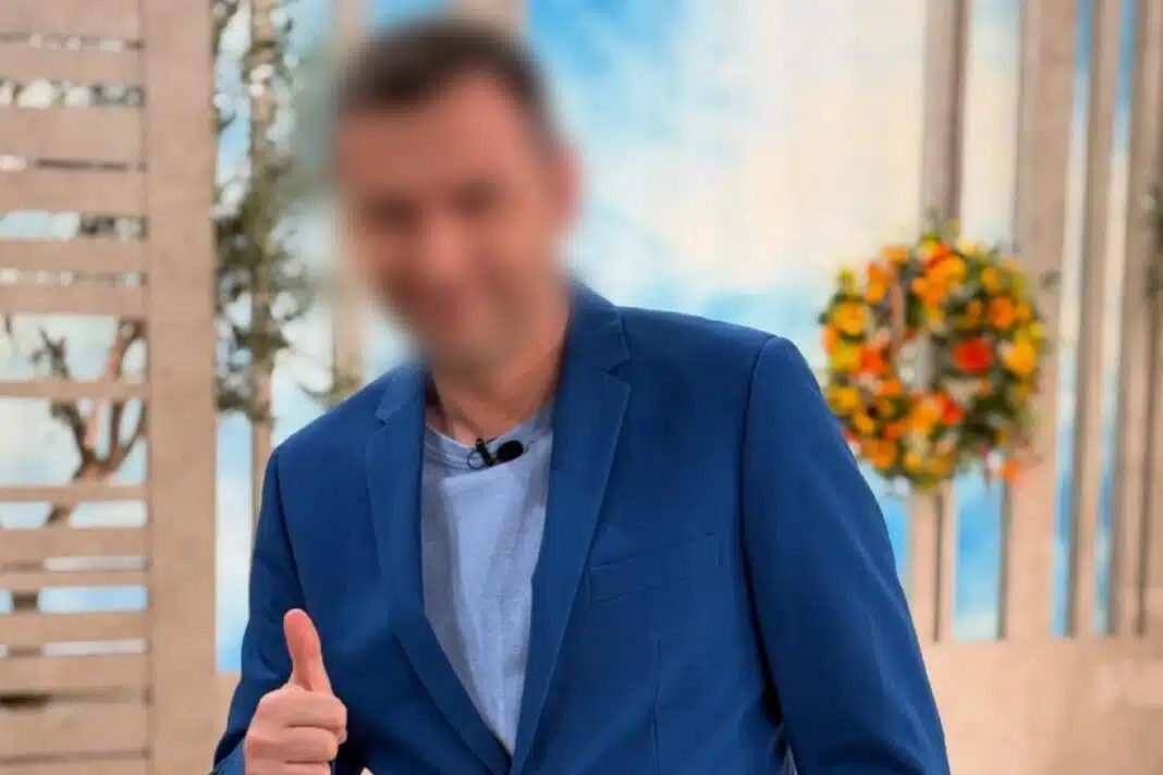 Eλεύθερος ο κατηγορούμενος δημοσιογράφος για εκβιασμό της Βουλευτού…