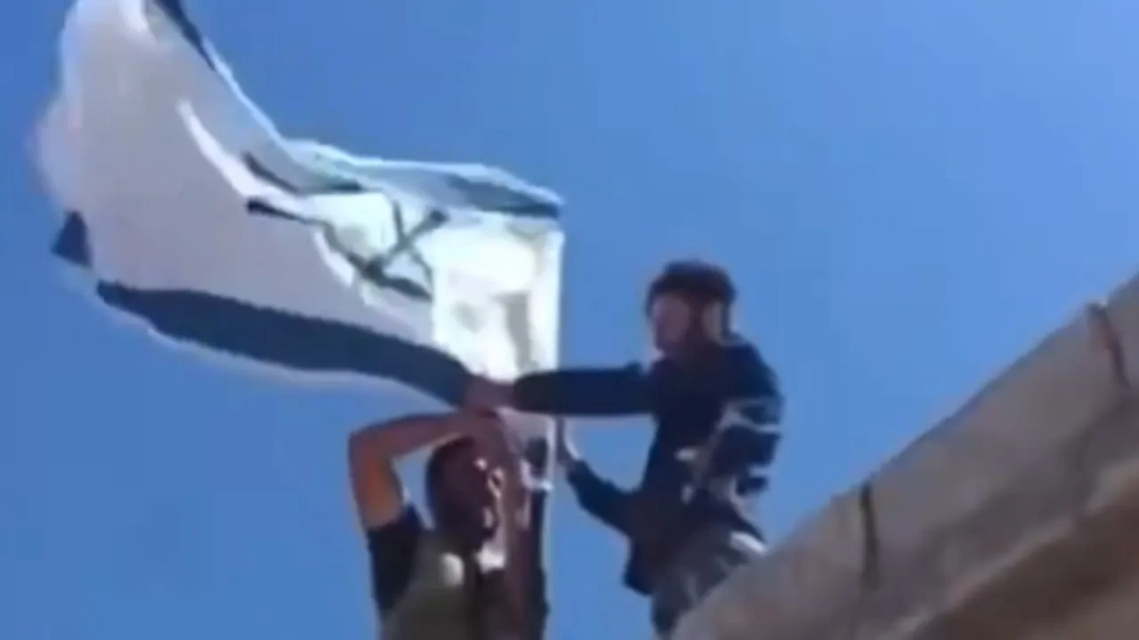 ΟΙ ΔΡΟΥΖΟΙ ΤΗΣ ΣΥΡΙΑΣ ΘΕΛΟΥΝ ΕΝΩΣΗ ΜΕ ΤΟ ΙΣΡΑΗΛ!!!!