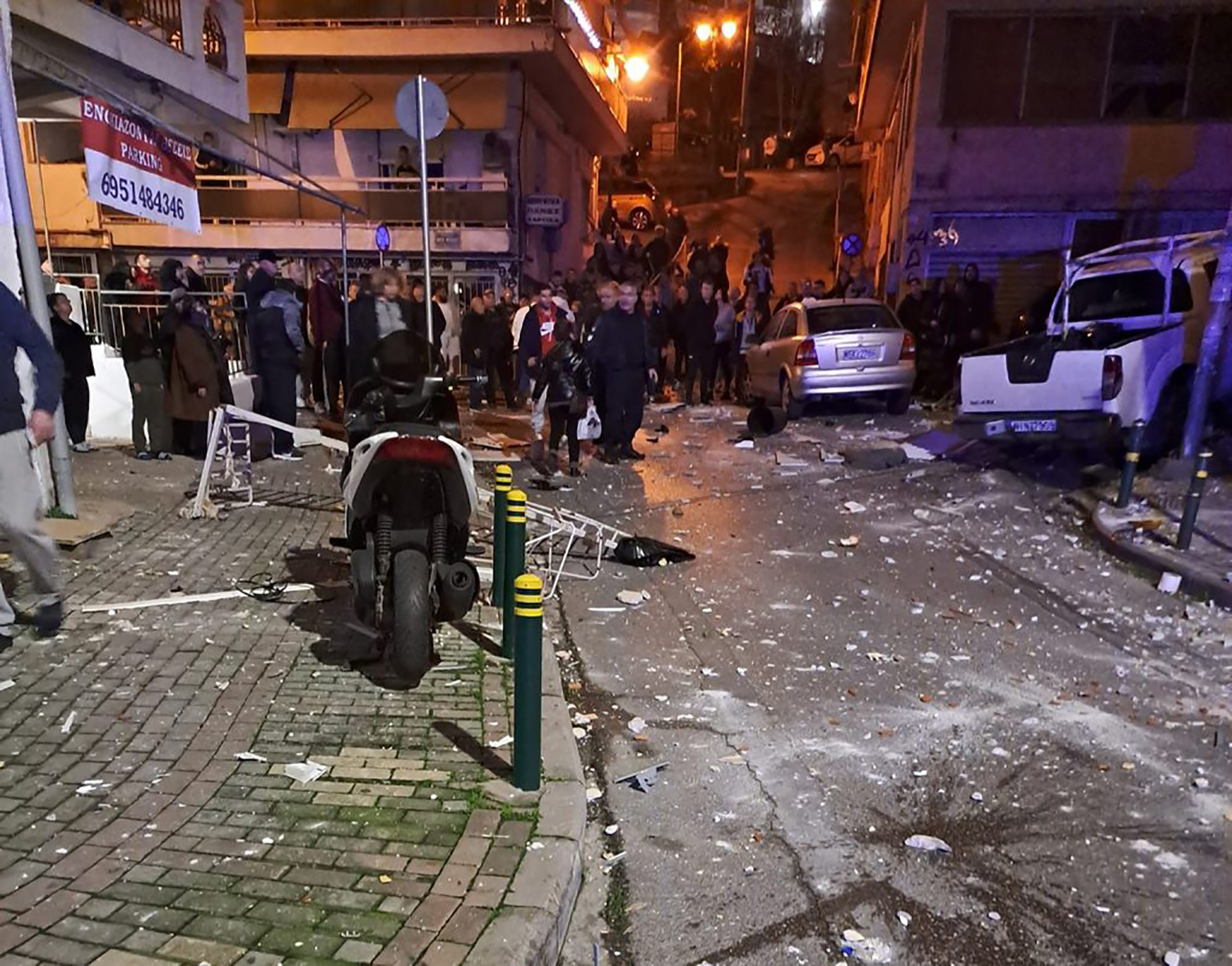 Έκρηξη στη Θεσσαλονίκη: Τι εντοπίζουν οι αρχές; – Το σενάριο που εξετάζεται