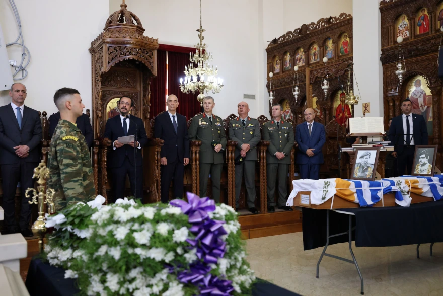 Κύπρος: Παραδόθηκαν στους συγγενείς τους τα οστά 16 ηρώων της ΕΛΔΥΚ