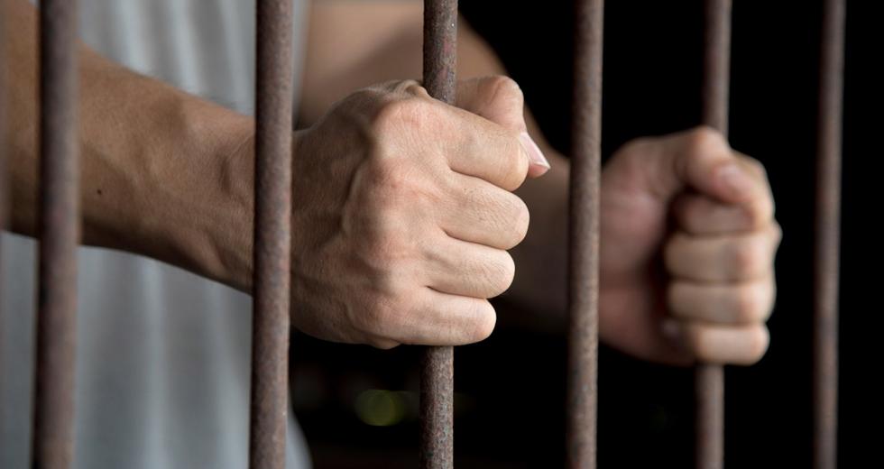 Κερατέα: «ΝΕΚΡΟΣ» 34χρονος κρατούμενος στο Αστυνομικό Τμήμα!
