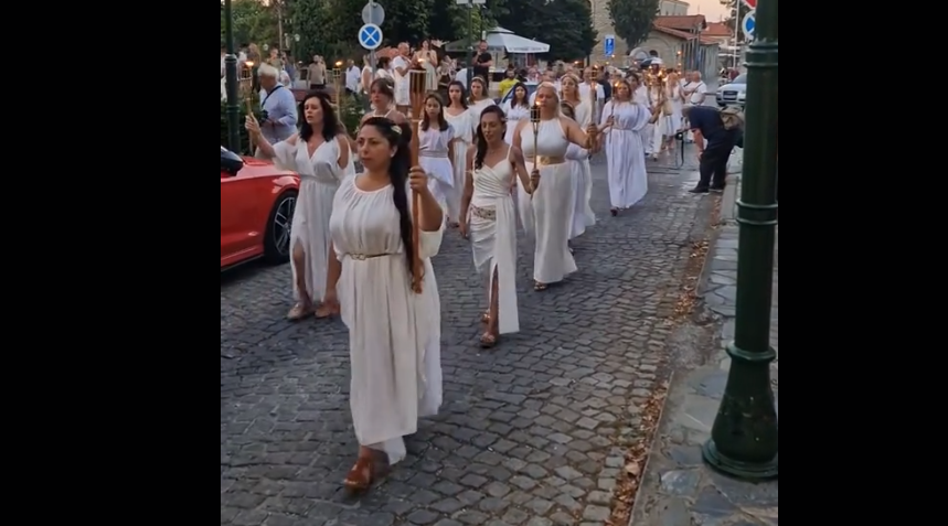 Oι Δωδεκαθεϊστές του σήμερα τίμησαν τους θεούς – Τα «Προμήθεια» του Ολύμπου