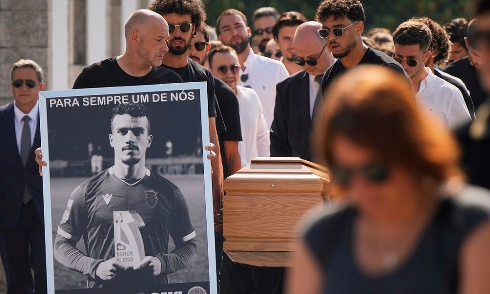 «ΡΑΓΙΖΟΥΝ ΚΑΡΔΙΕΣ» στην Πορτογαλία για τον Ντιόγκο Ζότα και τον αδερφό του – LIVE