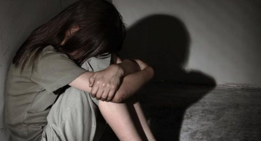 ΙΔΙΟΚΤΗΤΗΣ ΦΡΟΝΤΙΣΤΗΡΙΟΥ «ΑΣΕΛΓΟΥΣΕ» ΣΕ ΜΑΘΗΤΡΙΕΣ – Τι «αποφάσισε» το Δικαστήριο