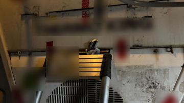Ελληνική μαφία με λιμενεργάτες και Αλβανούς – Κάμερες εκτός, σάκοι εντός και ραντεβού με… Porsche [ΦΩΤΟ]
