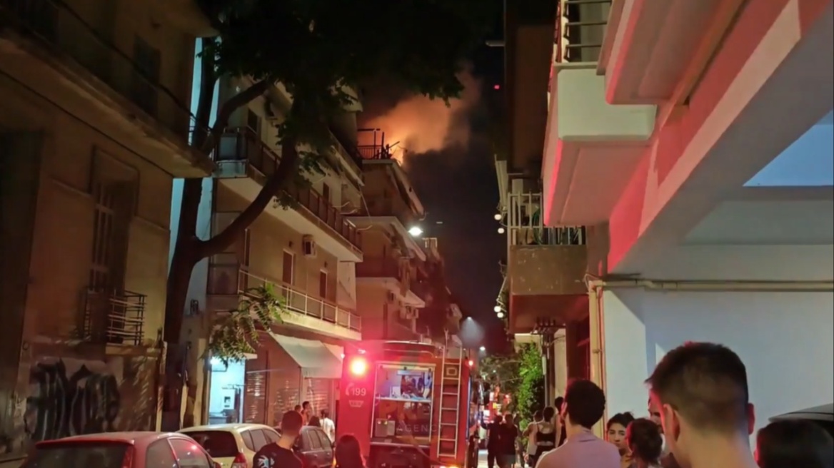 Φωτιά «σε διαμέρισμα» στο Λυκαβηττό