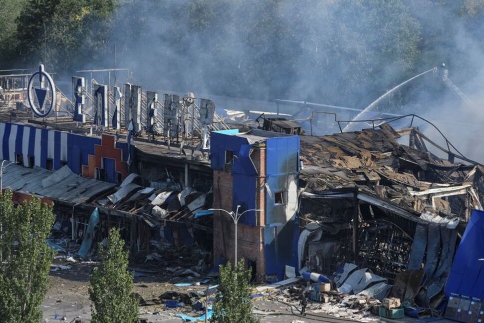 Ρωσική επίθεση σκοτώνει 3 στο Ντνίπρο