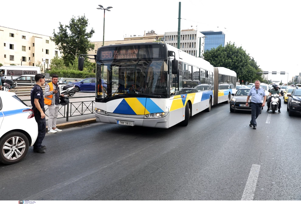 Λεωφορείο συγκρούστηκε με ΙΧ – 6 τραυματίες