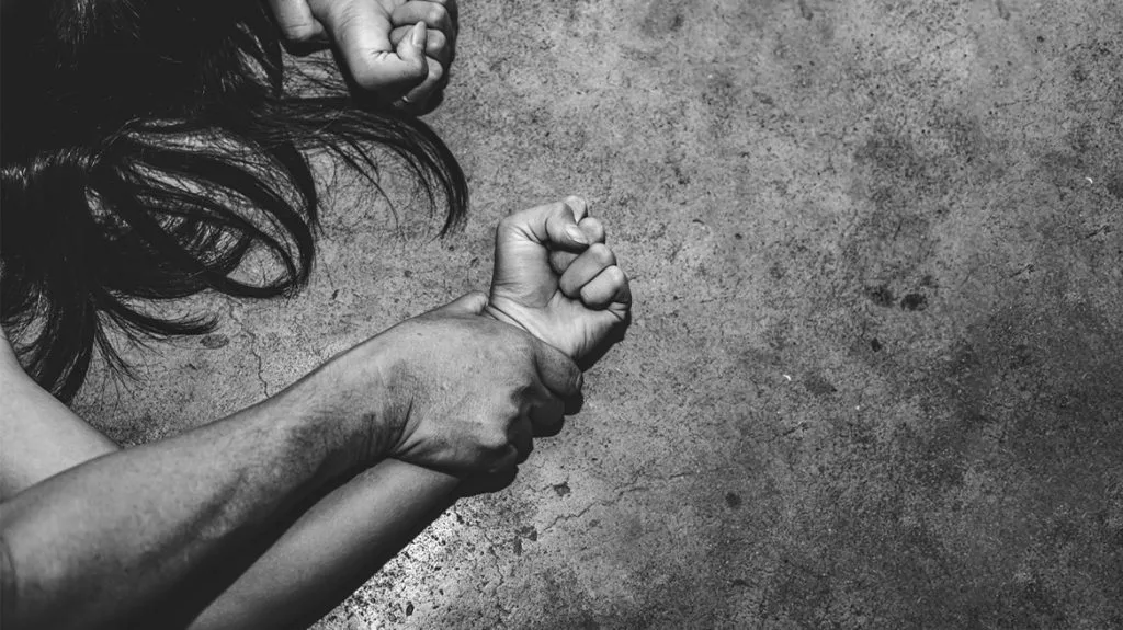 Καταγγελία σοκ στην Κω: 45χρονη Βρετανίδα ισχυρίζεται ότι βιάστηκε από αλλοδαπό!