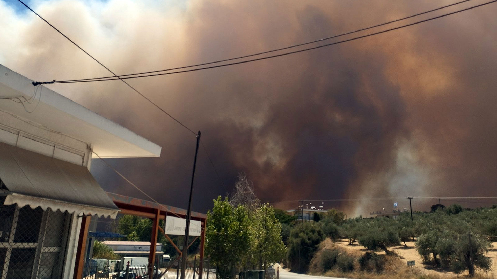 Βρέθηκε ο «εμπρηστής της Πάτρας»; – Σύλληψη αλλλοδαπού για εμπρησμό
