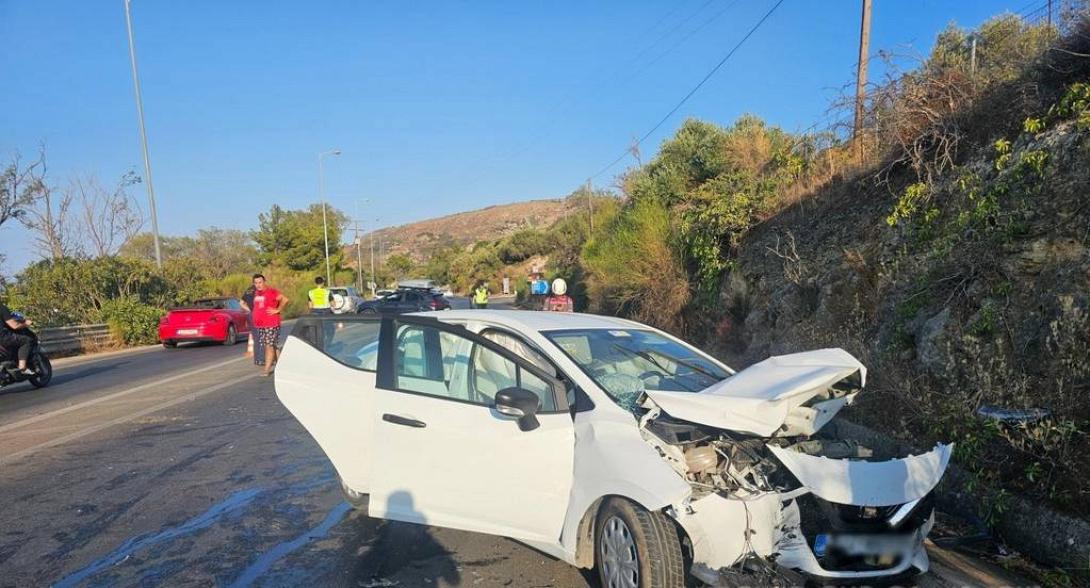 Κρήτη: Καραμπόλα στον ΒΟΑΚ – Δύο γυναίκες στο νοσοκομείο (ΦΩΤΟ)