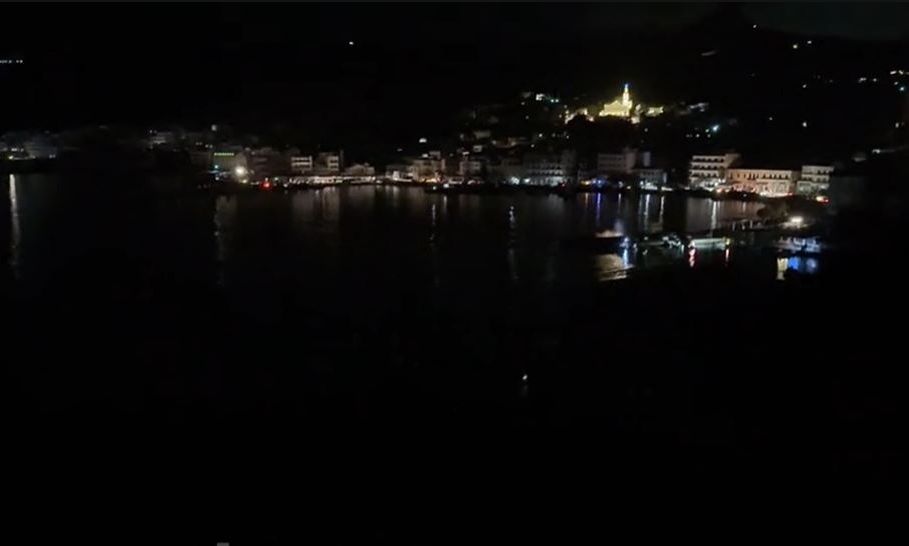 Τήνος: «ΟΡΓΗ» για τις συνεχείς διακοπές ρεύματος εν μέσω τουριστικής περιόδου