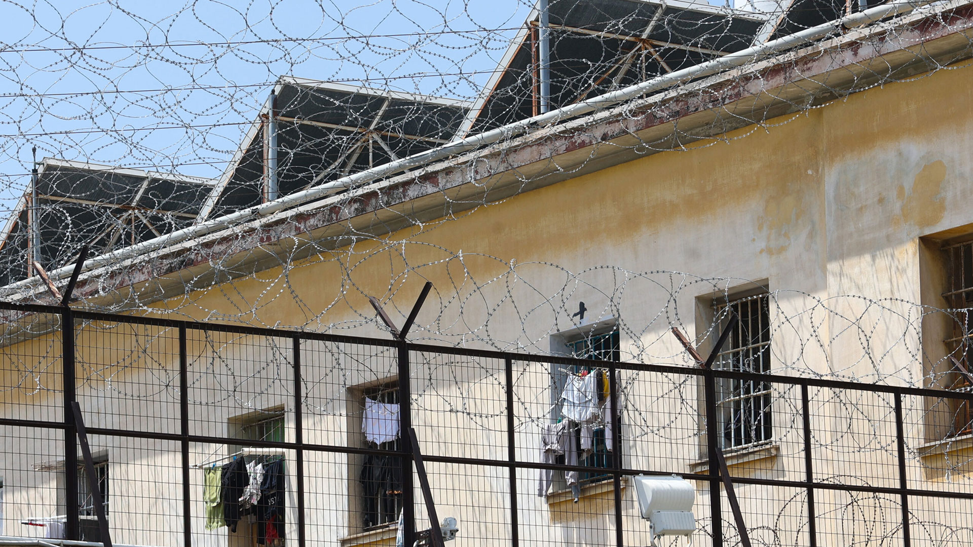 Τέσσερις συλλήψεις στις «Φυλακές Κορυδαλλού» – Τι βρήκαν οι Αρχές;