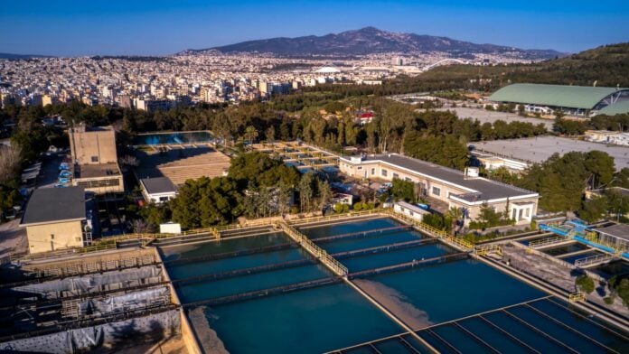 Μεγάλη αρπαχτή με το νερό – Πως με πρόσχημα τη λειψυδρία, χαρίζουν το νερό σε ιδιώτες