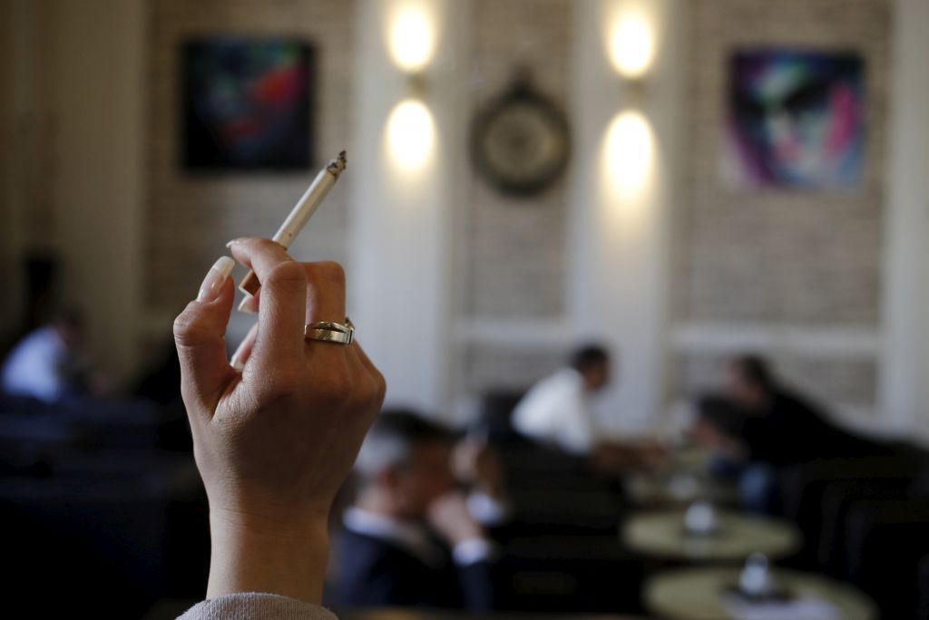 Ανησυχητικά στοιχεία για το κάπνισμα – Πρώτες στην Ευρώπη οι Ελληνίδες, πέμπτοι οι ‘Ελληνες