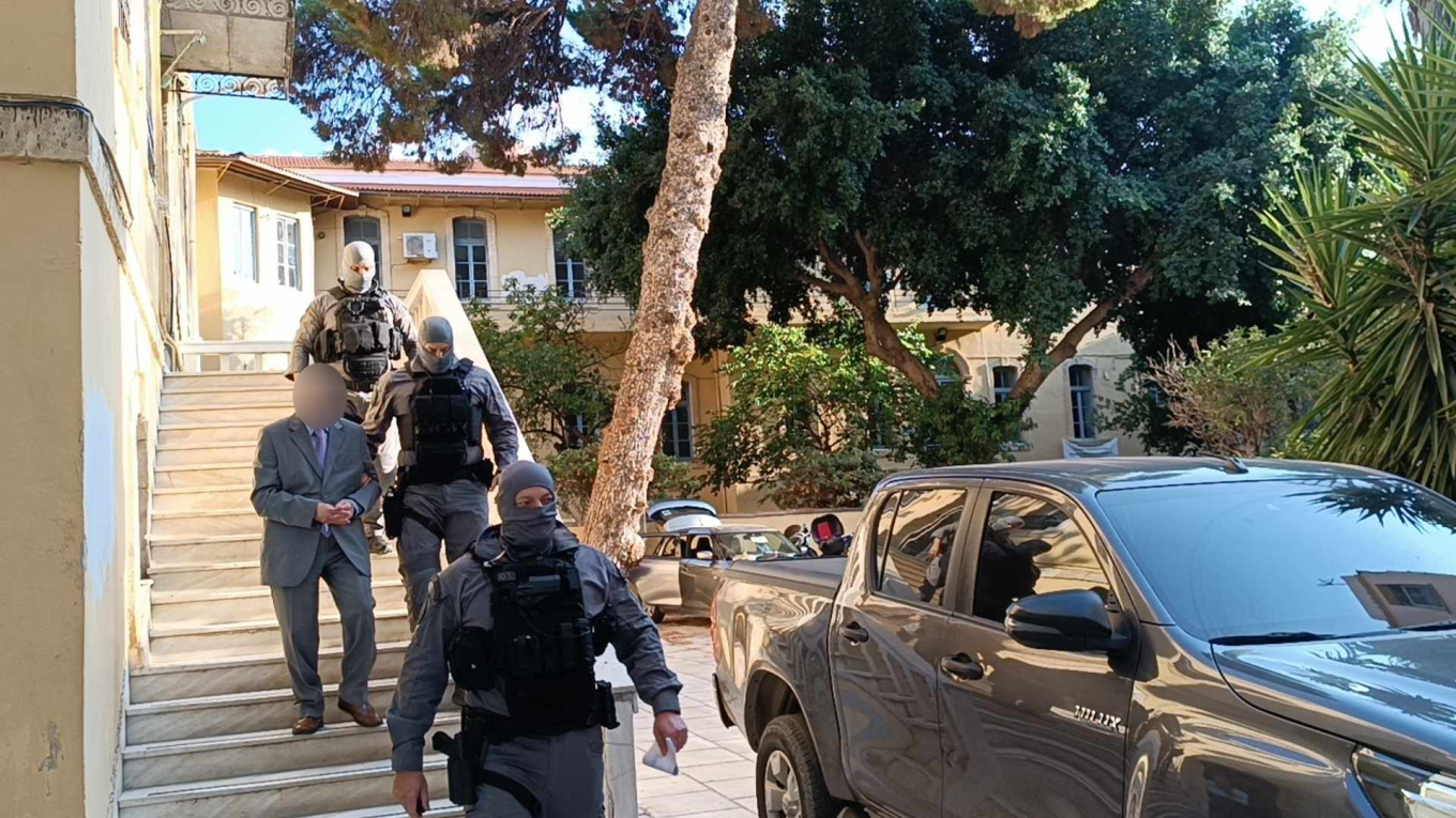 Χανιά – Στη φυλακή ο 63χρονος γιατρός της κατασκήνωσης που κατηγορείται για ασέλγεια σε παιδιά