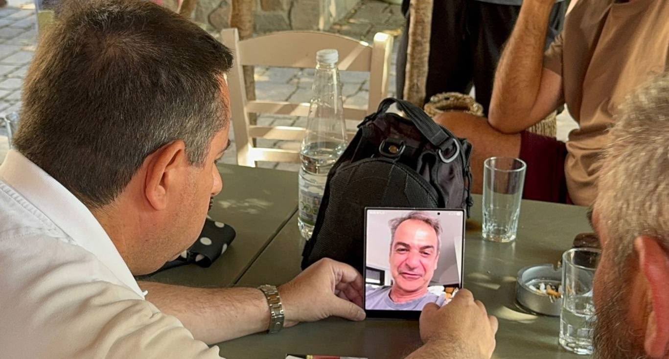 Η Βολισσός στις στάχτες – Ο Μητσοτάκης με χαμόγελα από την οθόνη!