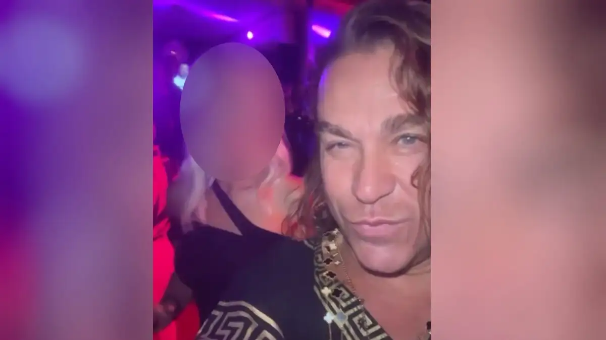 Τρύφωνας Σαμαράς στο προσκήνιο: η Porsche, το πάρτι και η οδηγός που συνελήφθη μεθυσμένη