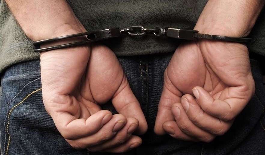 Επεισοδιακή καταδίωξη διακινητή λαθρομεταναστών – Τράπηκε σε φυγή