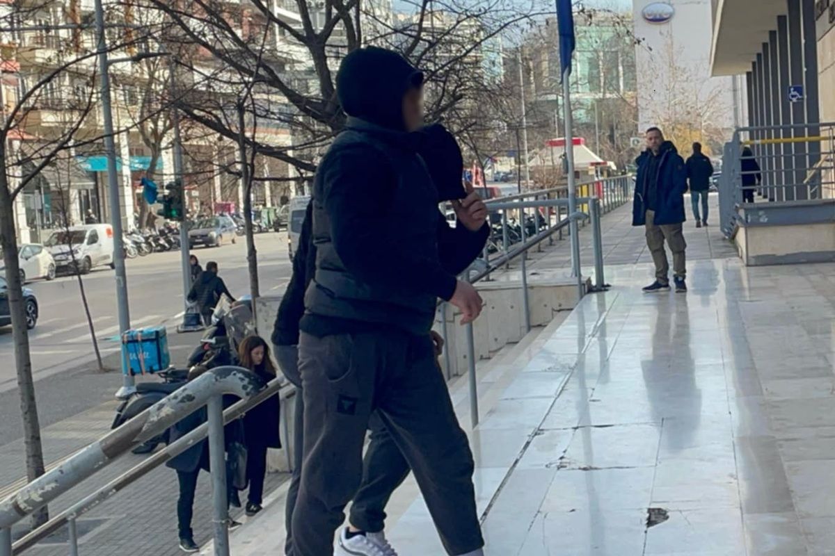 Θεσσαλονίκη – Τι «αποφάσισε» το Δικαστήριο για 16χρονο που μαχαίρωσε τον αδελφό του