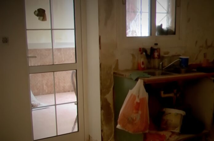 ΣΤΟ ΕΛΕΟΣ ΤΟΥ ΘΕΟΥ ΟΙ ΚΑΤΟΙΚΟΙ ΣΤΗ ΓΙΑΝΝΟΥΛΗ ΛΑΡΙΣΑΣ..ΤΟΥΣ ΖΗΤΟΥΝ ΤΟΝ ΕΝΦΙΑ ΕΝΩ ΔΕΝ ΕΧΟΥΝ ΠΑΡΕΙ ΦΡΑΓΚΟ ΑΠΟΖΗΜΙΩΣΗ