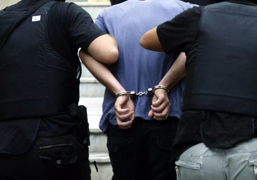 Αθήνα: Σύλληψη Σέρβου με σοβαρό ποινικό παρελθόν
