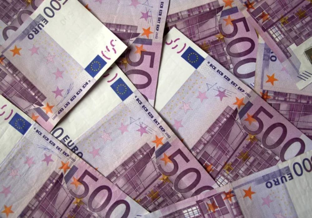 ΜΑΣ ΑΛΛΑΞΑΝΕ ΤΑ ΦΩΤΑ… ΤΩΡΑ ΚΑΙ ΤΑ ΛΕΦΤΑ ΤΕΛΟΣ ΤΑ 500ΑΡΙΚΑ (ΛΕΣ ΚΑΙ ΞΕΡΟΥΜΕ ΠΩΣ ΕΙΝΑΙ): Νέα ευρώ με Κάλλας στα  5 εύρα