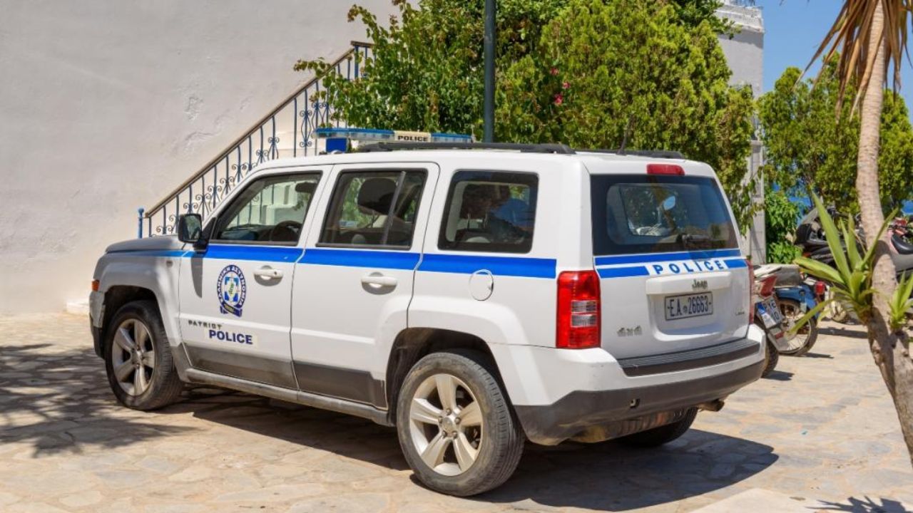 Σοκαριστικές κλοπές στον Πειραιά: Συνελήφθη 40χρονος διαρρήκτης καταστημάτων