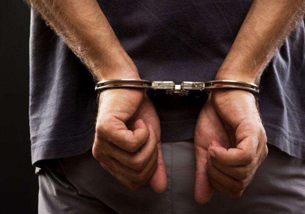 Σοκ στα Πετράλωνα: Χειροπέδες σε τρεις για την άγρια επίθεση σε 17χρονο μαθητή