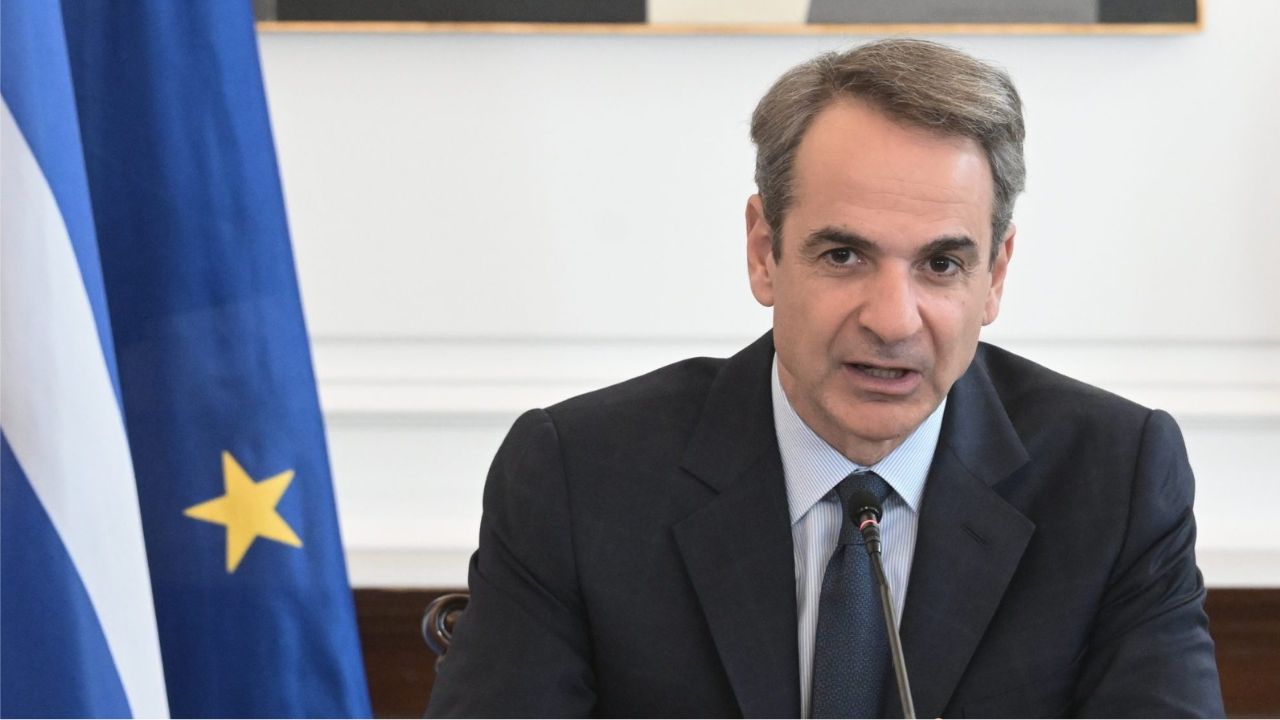 Αύριο ο Μητσοτάκης σφίγγει το χέρι του Τζολάνι, του σφαγέα των χριστιανών της Συρίας