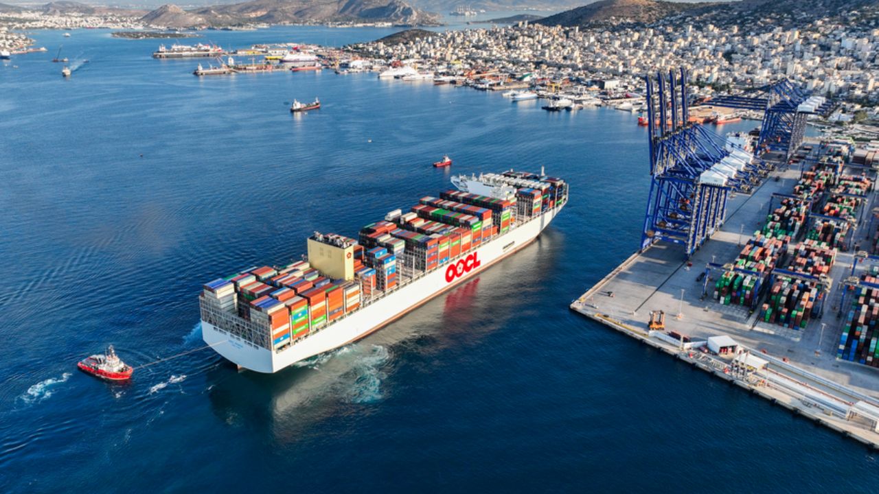 Μην … καταστρέψουμε τον Πειραιά για να διώξουμε τους κινέζους