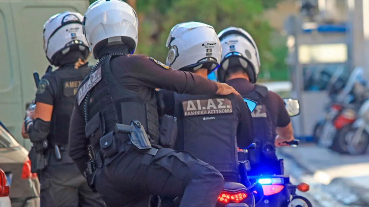 Συναγερμός στην Ηλιούπολη: Πυροβολισμοί έξω από πολυκατοικία