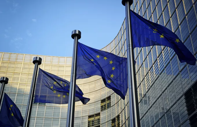 Η Κομισιόν εξετάζει δάνειο 140 δισ. στην Ουκρανία από τα «παγωμένα» ρωσικά περιουσιακά στοιχεία