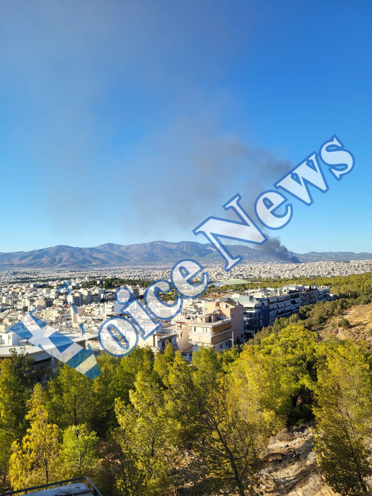 Πυρκαγιά σε υπαίθριο χώρο εργοστασίου στο Μενίδι – «Ηχησε» το 112