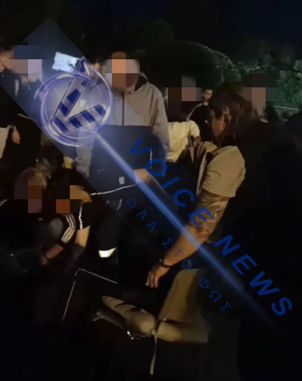 Εσπευσμένα στο νοσοκομείο ο απεργός πείνας Δημήτρης Οικονομόπουλος, που συμπαραστέκεται στον Πάνο Ρούτσι