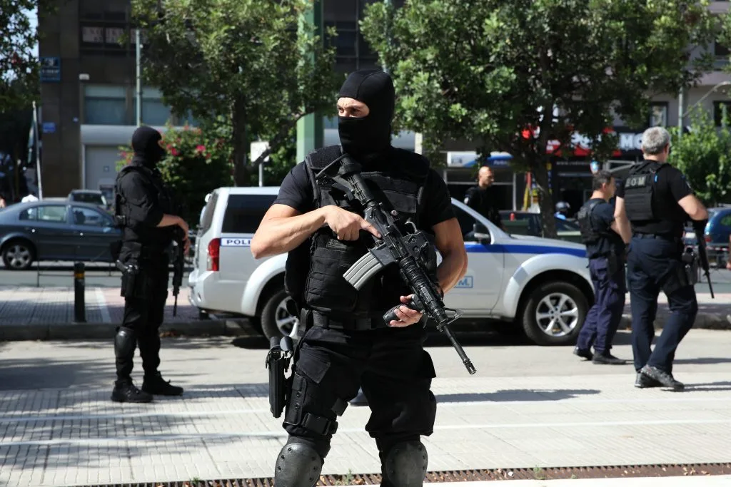 Αστυνομικές «επιχειρήσεις» στην Στερεά Ελλάδα – Προσαγωγές και 26 συλλήψεις