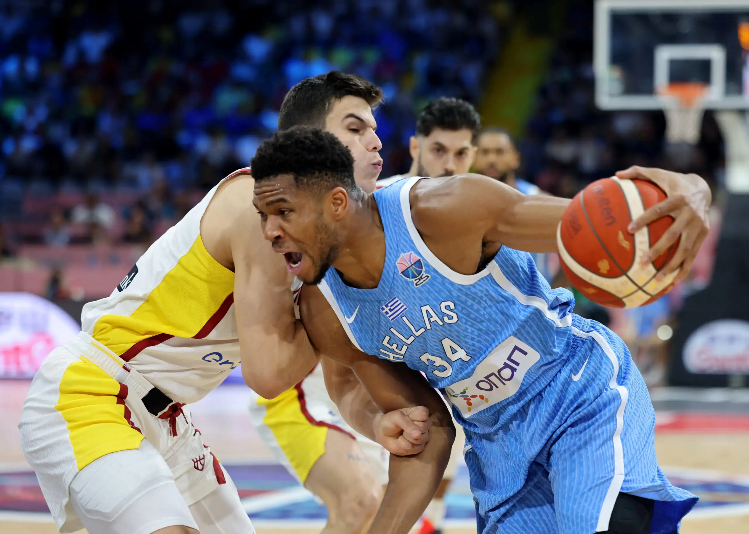 EuroBasket 2025: Η Εθνική «άλωσε» την Ισπανία με 90-86 και εξασφάλισε την κορυφή του ομίλου – Τώρα κόντρα στο Ισραήλ στους 16!