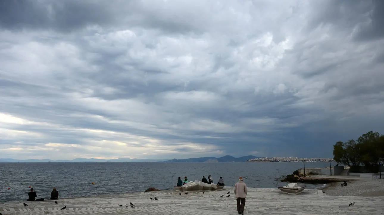 Καιρός: Αλλαγή «σκηνικού» τις επόμενες ημέρες – Πότε κάνει «βουτιά» ο υδράργυρος