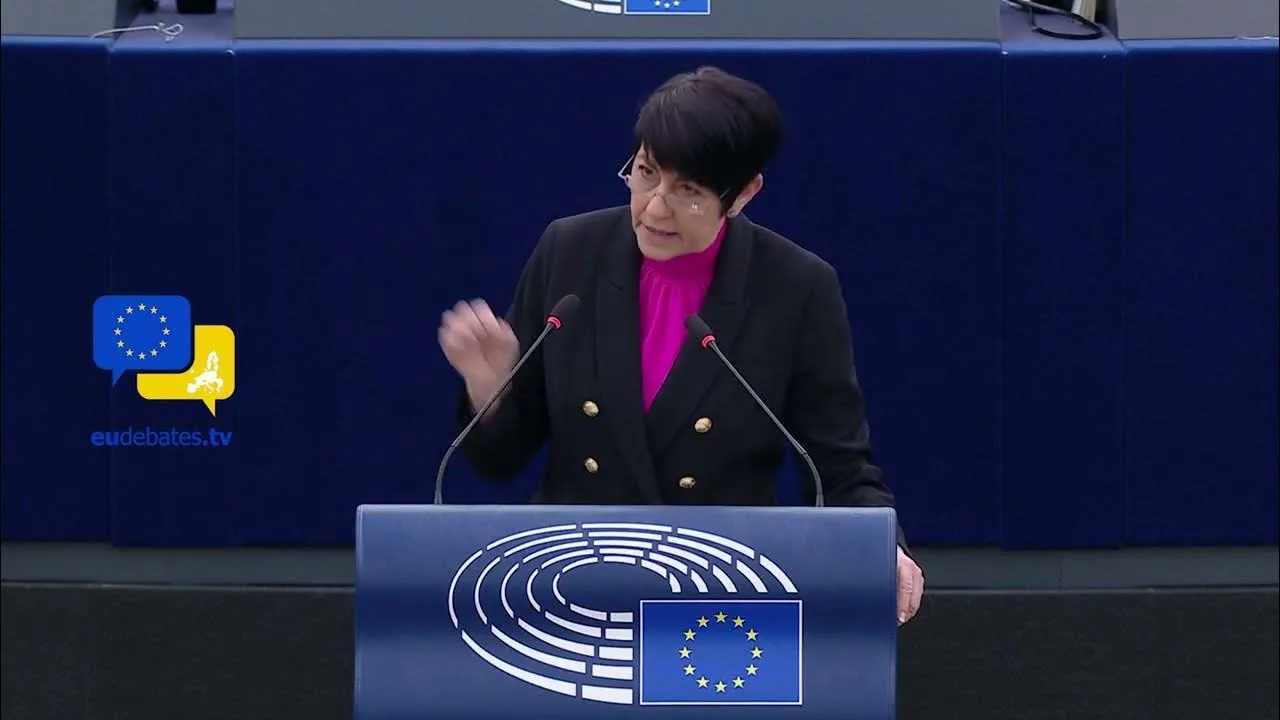 5 ευρώ για την Ursula: 5 ευρώ για την Ursula: Δείτε εδώ την ανάρτηση της ευρωβουλευτή Christine Anderson για το Pfizergate!