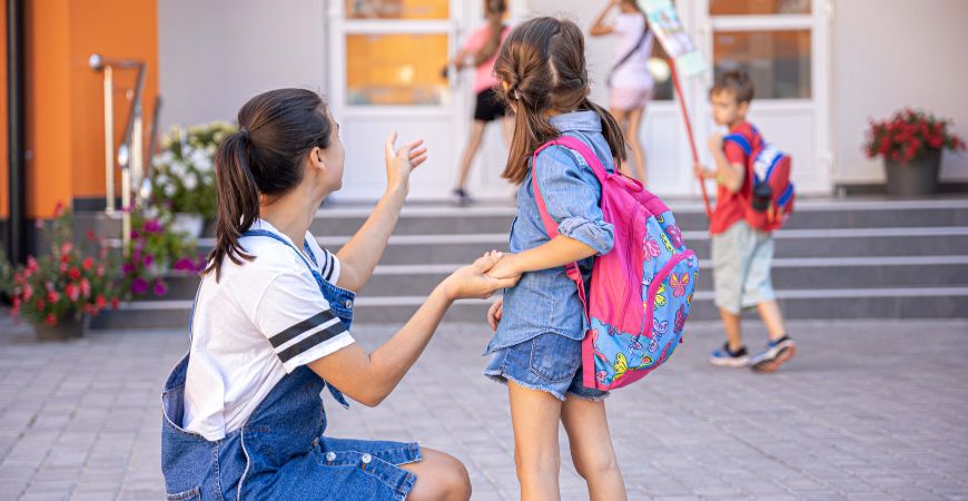 Επιστροφή στο σχολείο: Πώς να «υποστηρίξουμε» τα παιδιά τις πρώτες ημέρες της νέας σχολικής χρονιάς