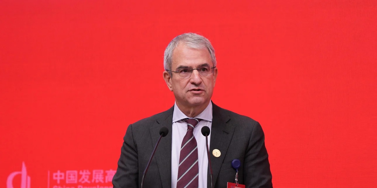 Το παρασκήνιο της απόλυσης του CEO της Nestle λόγω «ερωτικής σχέσης» με υφισταμένη του