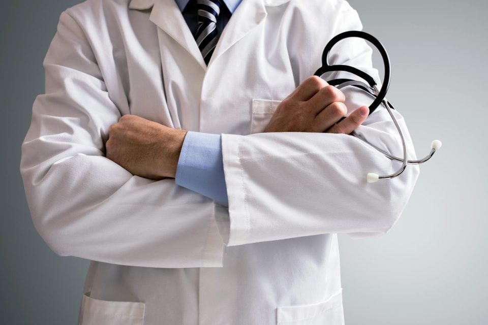 Μόλις το 1,1% του συνόλου των γιατρών «υπηρετεί» στα νησιά του Β. Αιγαίου – «Τι ζητούν»