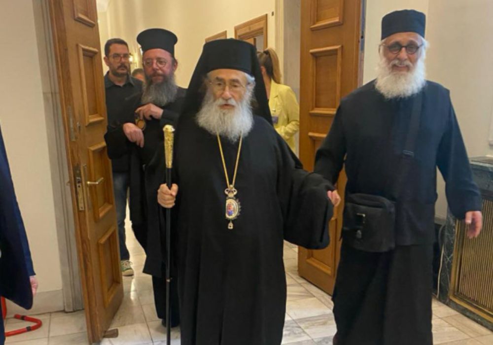 Αρχιεπίσκοπος Δαμιανός: Παραιτείται στις 12/9 – Εκλογή νέου ηγουμένου στη Μονή Σινά