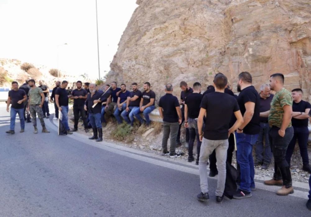 Κρήτη: Κτηνοτρόφοι στον δρόμο – Αποκλεισμοί και κινητοποιήσεις στον ΒΟΑΚ