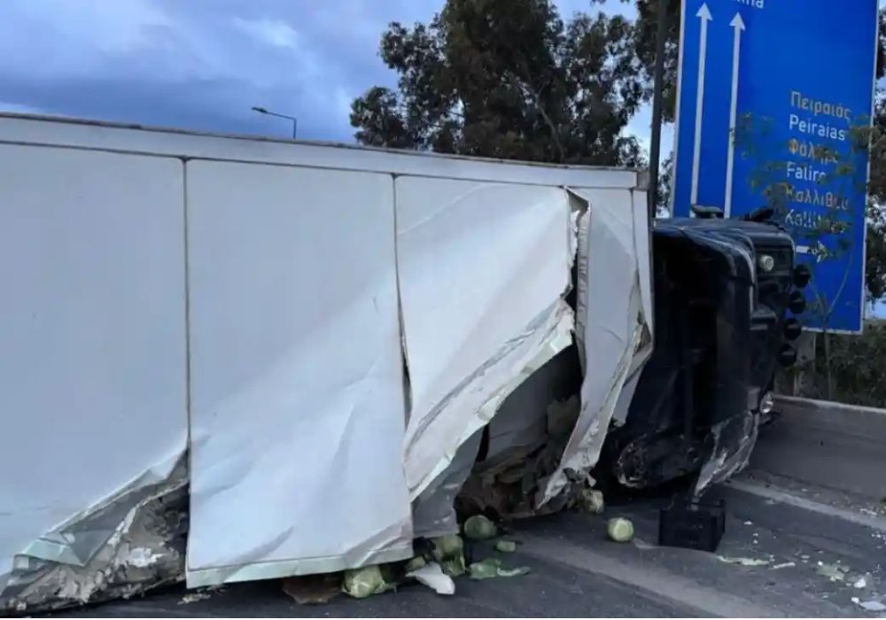 Οδηγός νταλίκας με σταφύλια στον Περιφερειακό Θεσσαλονίκης αθωώθηκε – Ζήτησε συγγνώμη από τους πολίτες