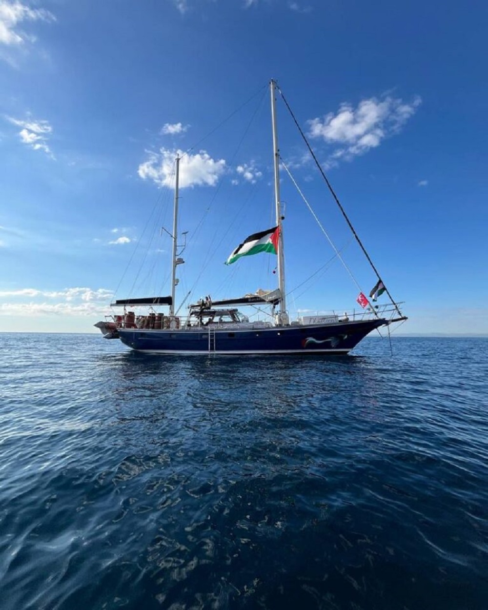 Ο μεγαλύτερος στολίσκος με προορισμό τη Γάζα αναχώρησε από τη Βαρκελώνη με ανθρωπιστική βοήθεια