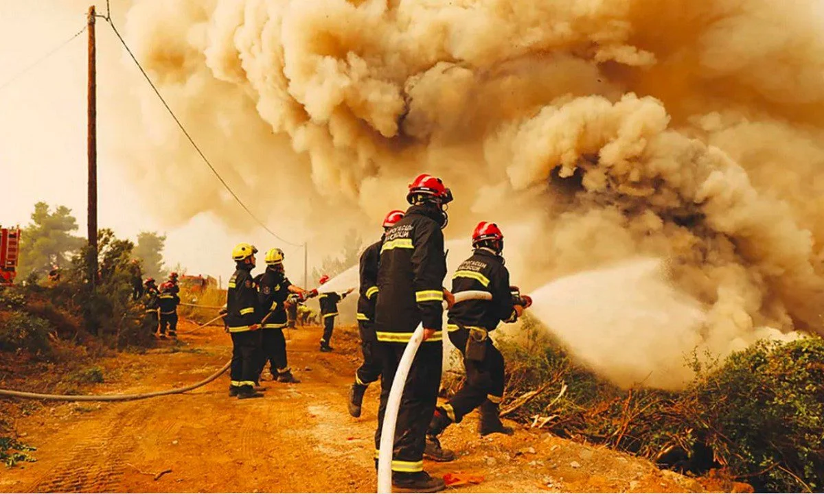 Φωτιά στην Καστοριά σε έκταση ανάμεσα σε δύο χωριά