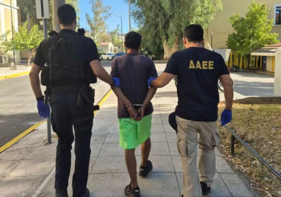 Δύο χρόνια η ποινή φυλάκισης στον 32χρονο Σύρο για τις «σεξουαλικές» επιθέσεις στο Αιγάλεω – Τι «υποστήριξε» στο δικαστήριο