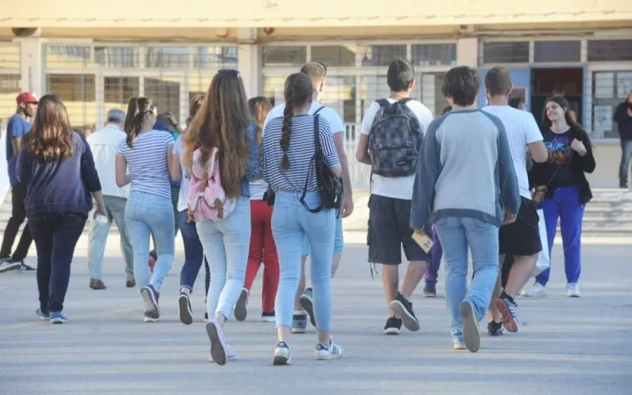 Γυμνάσια – Λύκεια: Το ωράριο λειτουργίας – Η διάρκεια των διαλειμμάτων – Δείτε το ΦΕΚ