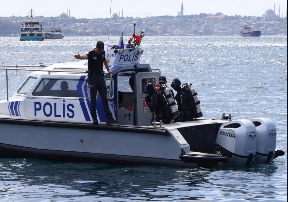 Ταχύπλοο με παράνομους μετανάστες συγκρούστηκε με σκάφος της Τουρκικής ακτοφυλακής!